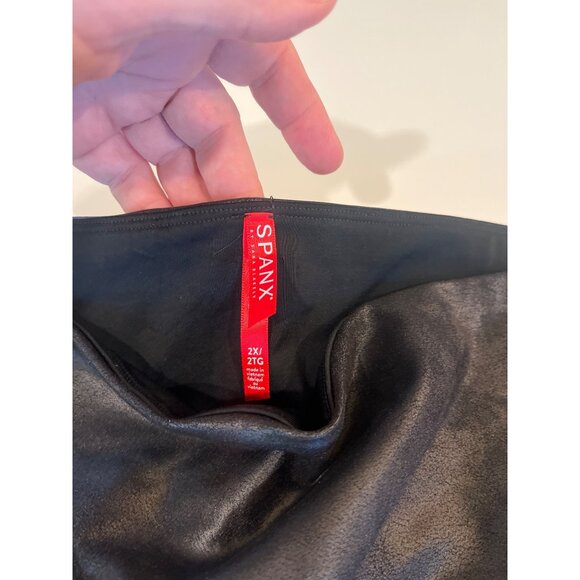 Spanx Faux Leather Leggings 2X Black High Waist Stretch Pull-On Style - Picture 3 of 6